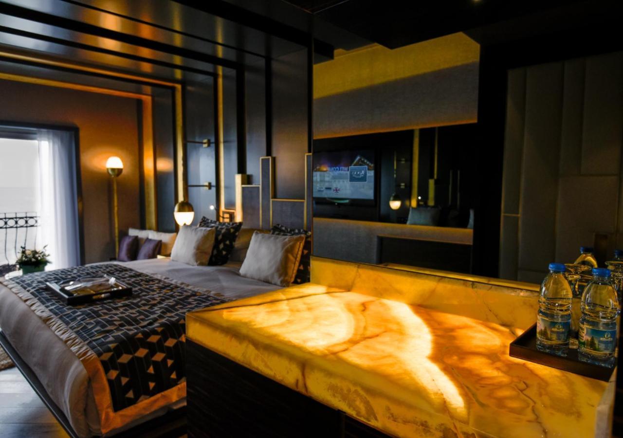 Rocks & Casino 5* Κερύνεια